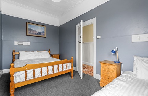 Queenstown Hotel | Empire Hotel Queenstown