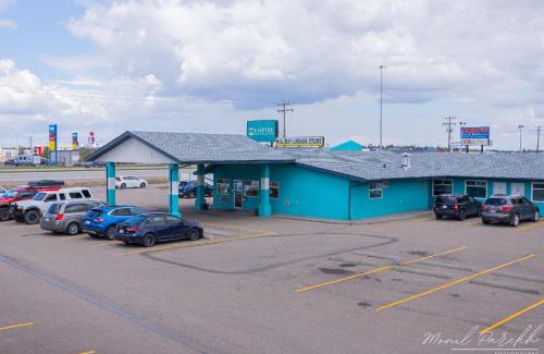 Red Deer Hotel | Empire Inn & Suites