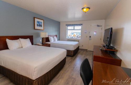 Red Deer Hotel | Empire Inn & Suites