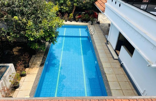 Vayittiri House | Empire One Bedroom with Common Pool