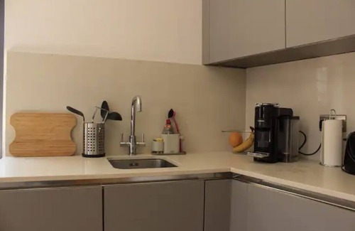 Lansbury Apartment | En suite ROOM second to tube station