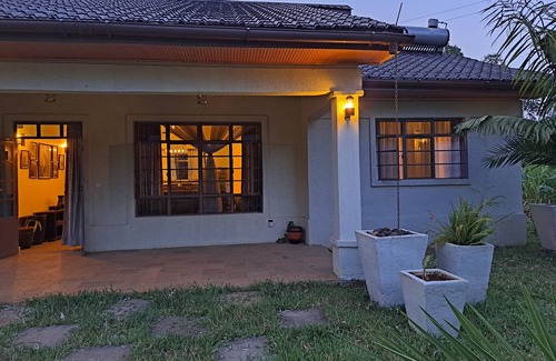 Kenya House | Enaiteru