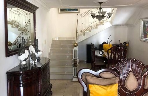 Casa de Campo House | Encantadora casa en la ciudad!