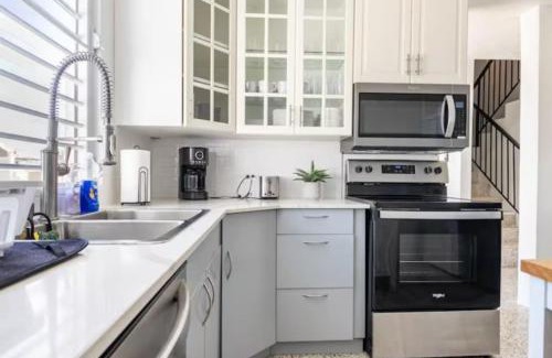 Isabela House | Encanto house with king bed