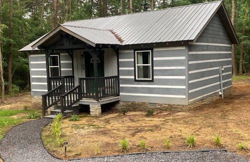 Mentone Cabin | Enchanted - 1 BR Cabin Near Mentone, AL and Desoto State Park