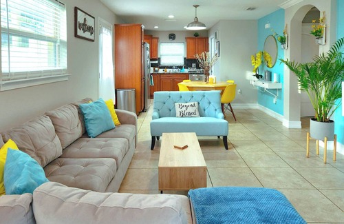 Winter Garden Villa | Enchanted 2 Bedroom Home near Downtown Winter Garden