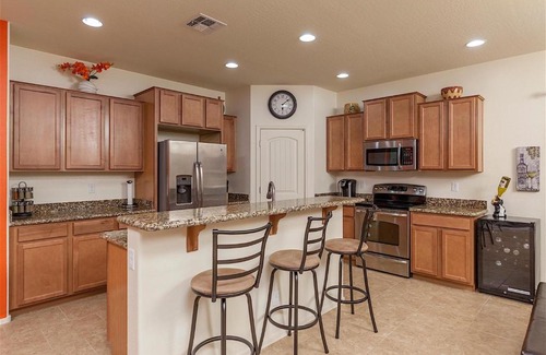 Surprise Farms House | Enchanted 3 BR by Casago