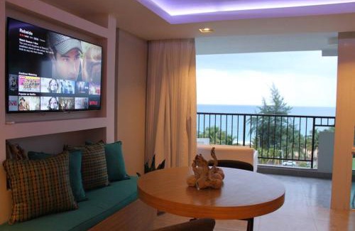 Vilomar House | Enchanted 8 Jewel Luquillo Beachfront - Pool