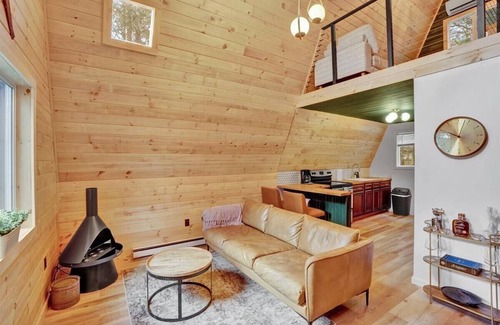 Pocono Summit Cabin | Enchanted A-Frame Cabin | Hot Tub | Firepit