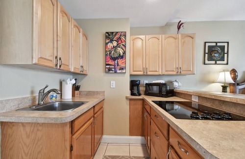 Bay Esplanade Apartment | Enchanted Inn Suite #6 w/View of the Intra-costal water-way Pool, Fishing Dock,