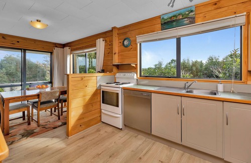 Kerikeri House | Enchanted Retreat - Kerikeri Holiday Home