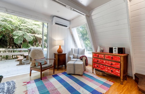 Ostend House | Enchanted Valley - Secret Cottage