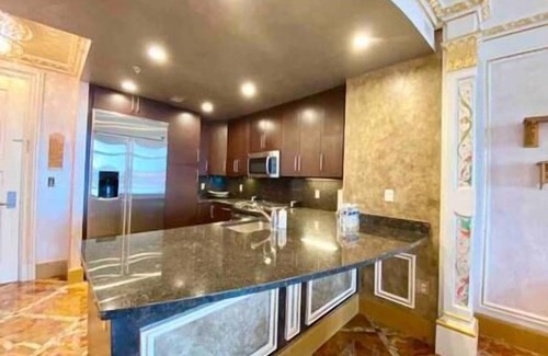 McLean Condo | Enchanting 1 Bedroom Apt | Spa Bath | Tysons