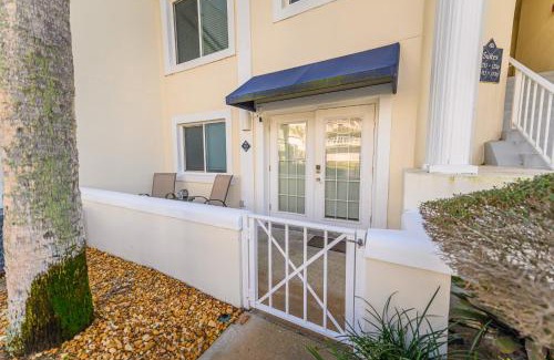 Cape Caneveral Beach Gardens Apartment | Enchanting 2-Bedroom Ground Floor Beach Condo at Cape Canaveral WiFi & AC