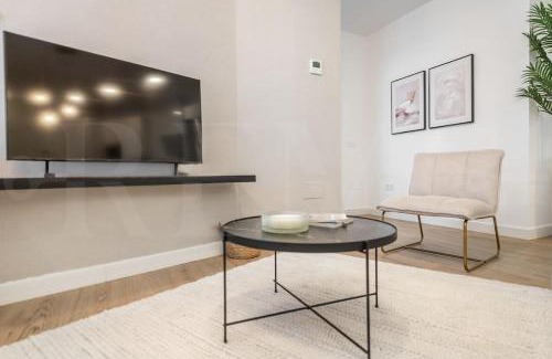 El Ejido Apartment | Enchanting and bright apartment Center by REMS