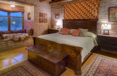Sky Ranch House | Enchanting Getaway! Indoor And Outdoor Living At It's Finest!!