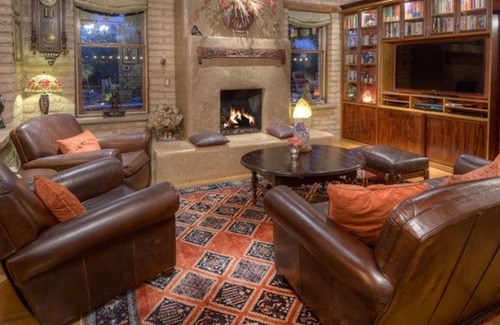 Sky Ranch House | Enchanting Getaway! Indoor And Outdoor Living At It's Finest!!