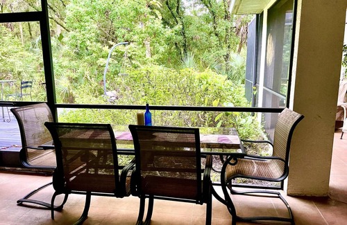 Wimauma House | Enchanting Nature Bungalow: Spacious Ecofriendly Home, Wildlife Abounds, 3 acres