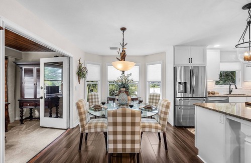 Saint James City House | Enchanting Retreat - Pine Island Paradise - Roelens