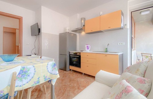 Novigrad Apartment | Enchanting sea view and only 20 metres to the beach
