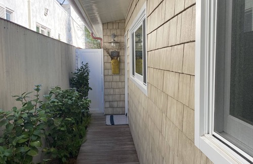 Balboa Peninsula House | Enchanting Single Family Peninsula Point Home just Steps to the Sand