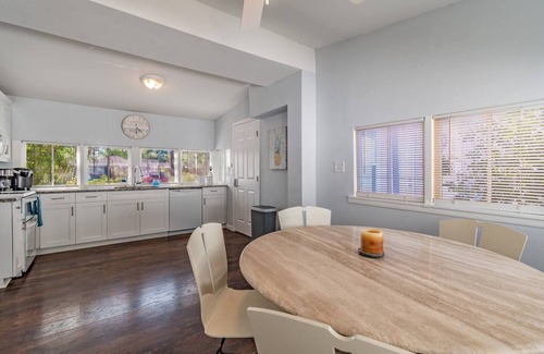 New Port Richey Apartment | Enchanting & Welcoming 2 Bedroom Apartment