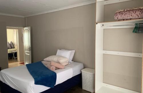 UPhongolo House | Encome Guest House