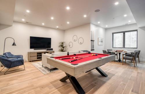 Park City House | Encore by AvantStayMinutes from the Slopes in PC w Hot Tub