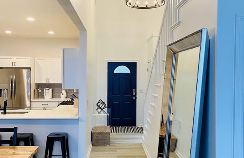 Angola House | END OF SUMMER DEALS - CROOKED LAKE HOME ESCAPE WITH BEAUTIFUL DESIGNER FINISHES