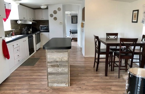 Austin House | End of the road, dripping springs