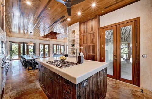 Oatmeal House | Endless Shores on Lake Travis - Our dock is on the main body so truly waterfront