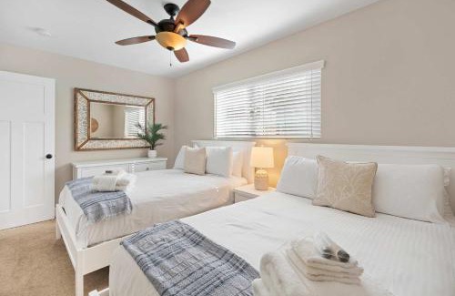 Ocean Beach House | Endless Summer Retreat - Beach - AC - Shops