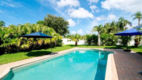 Palma Sola House | Endless Summer