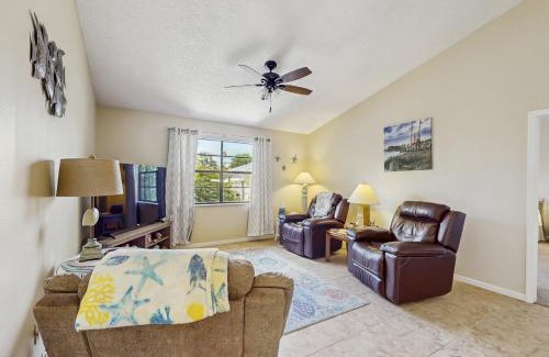 Sebastian Highlands House | Endless Summer