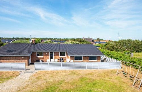 Klegod Strand House | Energy-Efficient Retreat - By Traum Ferienwohnungen