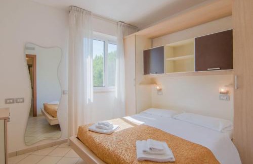 Alba Apartment | Engaging Apartment in Riccione with Balcony