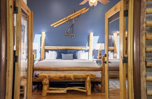 Holladay Bed & Breakfast | Engen Hus Bed and Breakfast