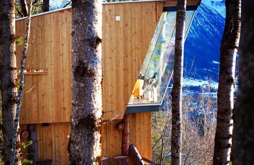 Gloppen Cabin | Engeset Trehytter