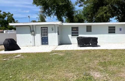 Englewood South House | Englewood Beach Bungalow