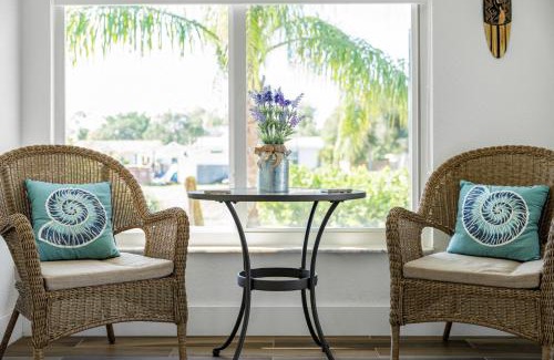 Englewood South House | Englewood Escape 3BR Canal Front with Pool