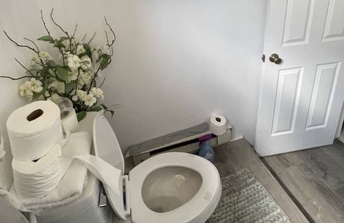 Pound Ridge Cottage | English Cottage and Gardens in Pound Ridge