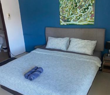 Chalong House | English owned Homestay and Yoga