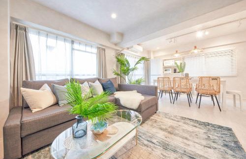 Naniwa Apartment | eni namba west