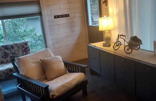 Bonners Ferry Cottage | Enjoy a clean,quiet,comfortable place in the woods all to yourself.