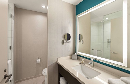 Bee Cave Resort | Enjoy a Hassle-Free Stay! 3 Posh Units, Close to Bee Cave Sculpture Park