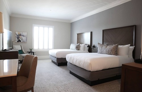 Winters Hotel | Enjoy a Hassle-Free Stay! Four Relaxing Units, Pets are Allowed, Free Parking!