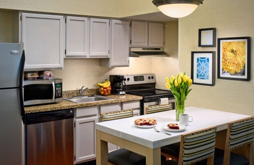 Tucson Resort | Enjoy a Hassle-Free Stay! Near Gaslight Theatre, Pet-Friendly, Free Breakfast!