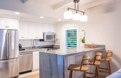 Islamorada House | Enjoy a Hassle-free Stay! Unit w/Full Kitchen, Beachfront, Outdoor Pool