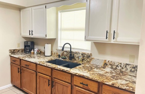 Bartow House | Enjoy a little bit of country in the city