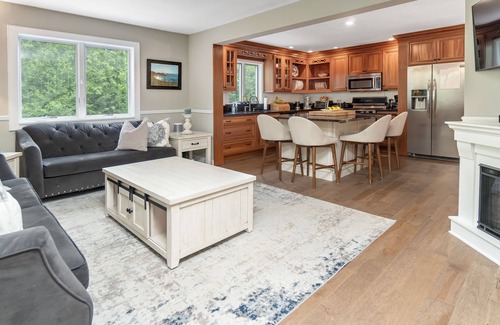 Sag Harbor House | Enjoy a lovely summer retreat in Sag Harbor Village, 1 mile to Main Street